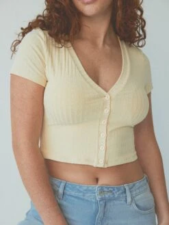 Short Sleeve Cardigan Brami -ChicNest Store Braless Sundays 0000s 0000 KN Short Sleeve Cardigan Brami Yellow 4