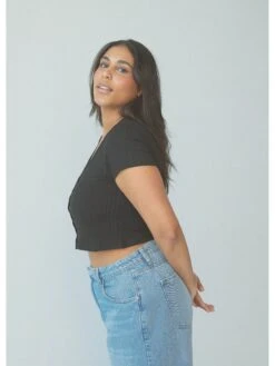 Short Sleeve Cardigan Brami -ChicNest Store Braless Sundays 0000s 0012 KN Short Sleeve Cardigan Brami Black 2