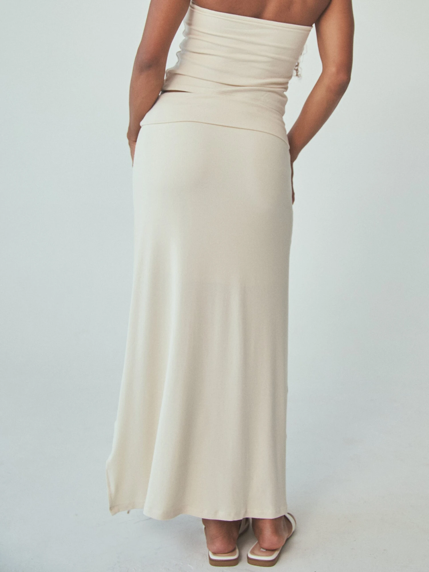 Ribbed Fold Over Maxi Skirt 5 Ribbed Fold Over Maxi Skirt - Image 3