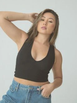 V-Neck Brami -ChicNest Store VNeckCrop Black 1