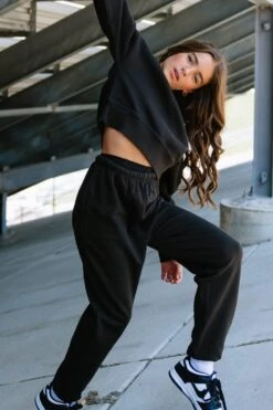 Jo+Jax Cropped Sweatshirt -ChicNest Store jojax cropped sweatshirt jojax 650043