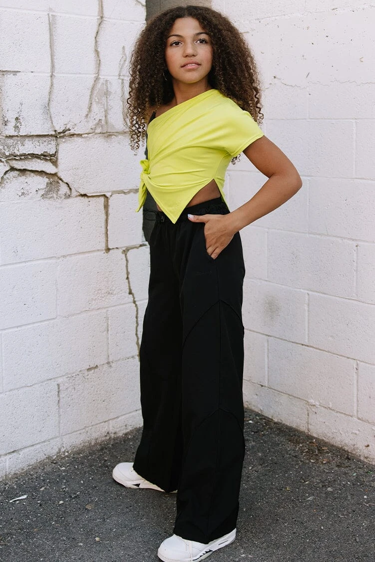 Side Kick Tee 11 Side Kick Tee - Image 9